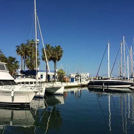 דירה Port